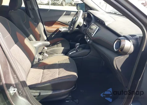 2020 Nissan Kicks Sr Xtronic Cvt z USA, uszkodzony, nr VIN 3N1CP5DV5LL540322